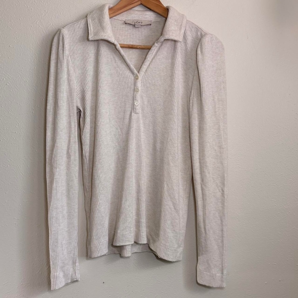 Loft Women's Minimalist Long Sleeve Collared Henley Puff Shoulder‎ Size M